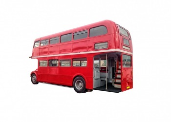 Autobus Double-Decker AEC Routemaster - Autobus piętrowy z dachem
